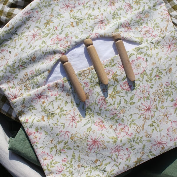 Honeysuckle rose fabric floral peg bag