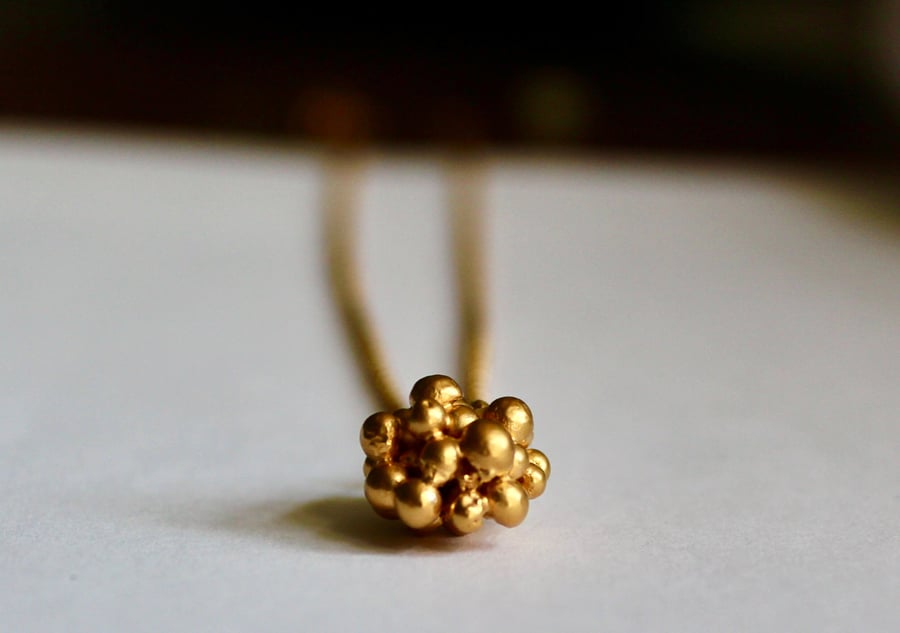  Gold-plated Granulation Ball Necklace