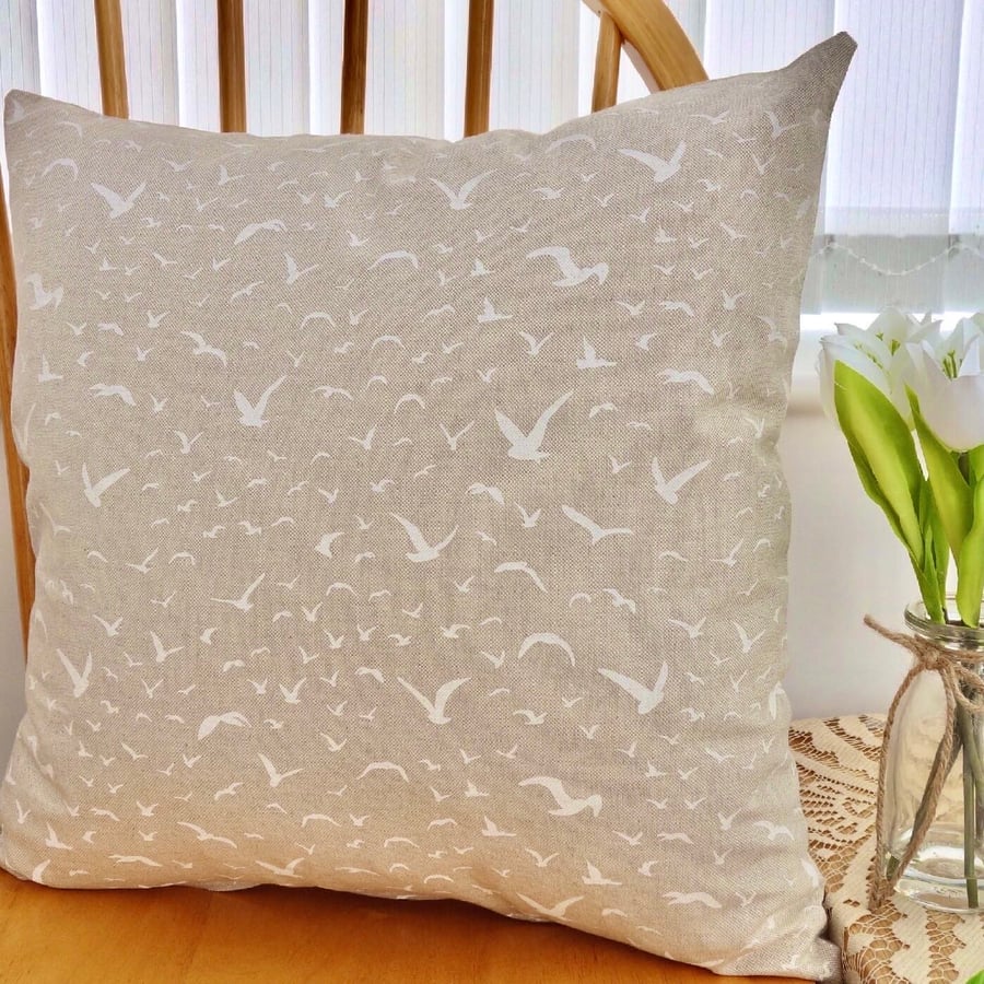 Cushion: Seagulls design, Double Sided with pad and zip fastening 
