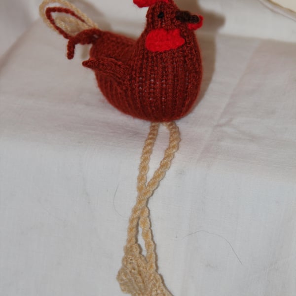 Little Brown Dangly Hen
