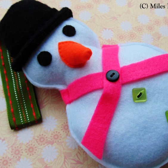 Festive Hanging Snowman Decoration