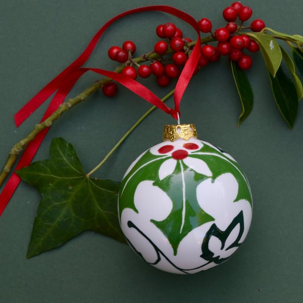 Holly and Ivy Bauble