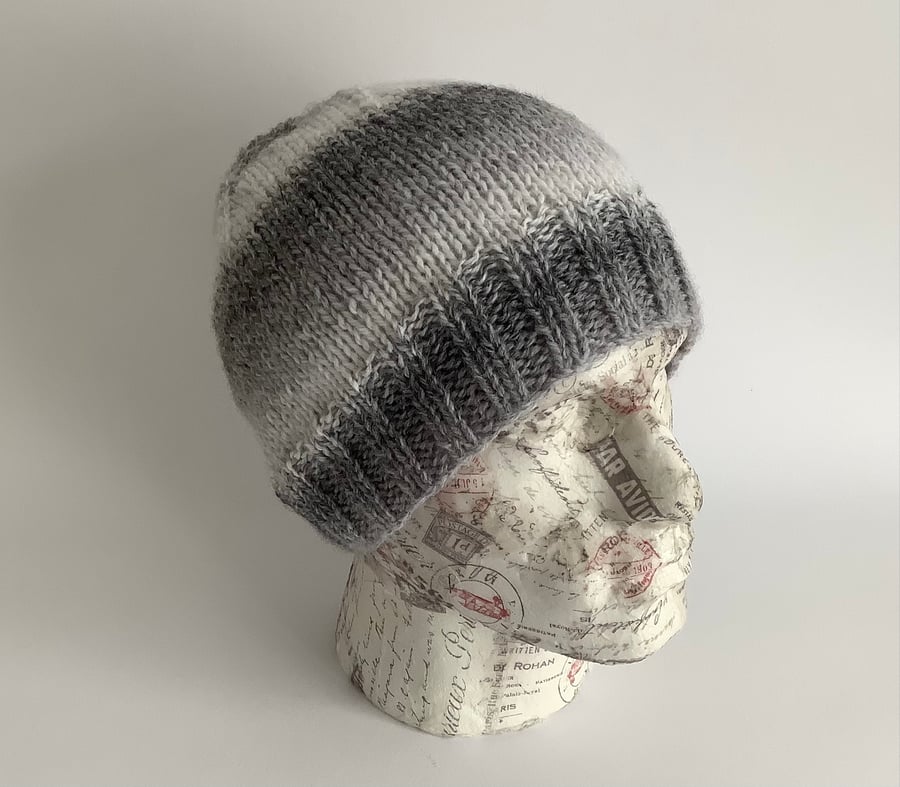 BEANIE HAT .'The Crofter'  Unisex .Wool  blend. Knitted. Grey, white.. 