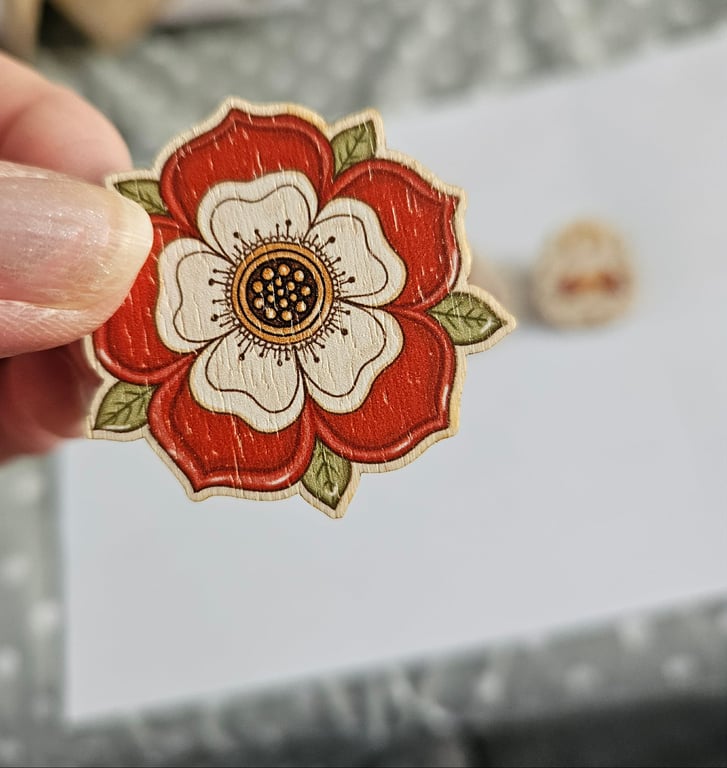 Tudor Rose Wooden Pin Badge - Historic England Inspired Floral Brooch - Handmade