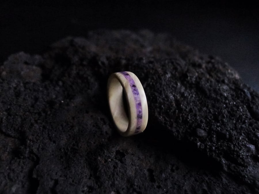 Wood Ring With Amethyst, Sugilite Stone Inlay. Boho Wedding Band. Light Wood