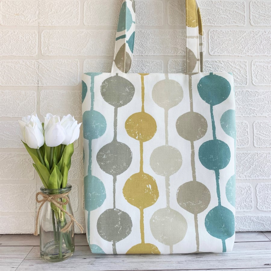 Cream tote bag with circle pattern
