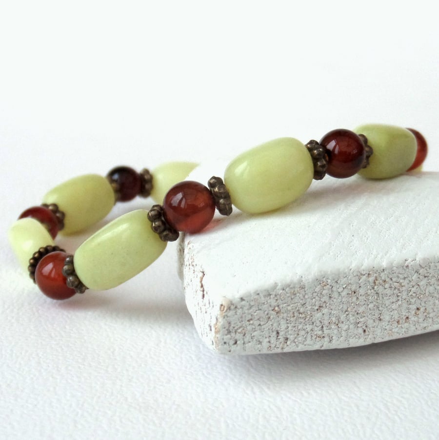 Pale lime green jasper and amber agate stretchy bracelet