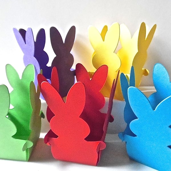 10 Bright Easter  BUNNY baskets