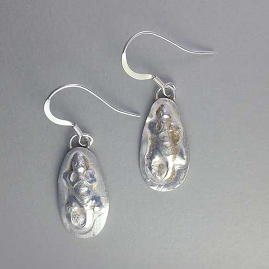 Little Gecko earrings - lizard earrings - silver earrings 