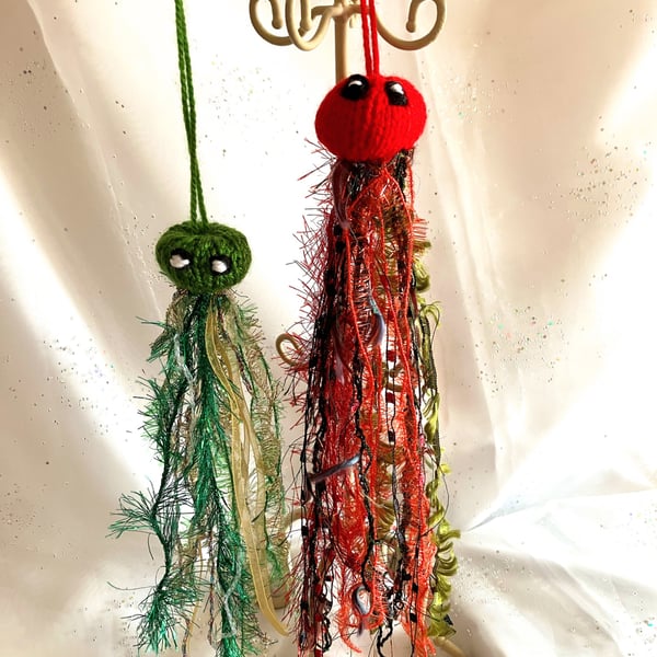 2 happy sparkly Christmas jellyfish