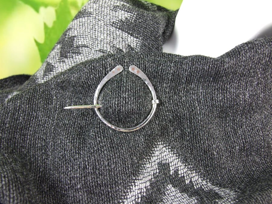 Pennanular Brooch, Shawl Pin, Sterling Silver Celtic Clasp for Wrap