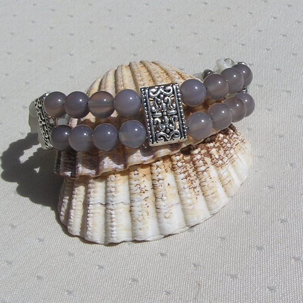 Grey Agate Crystal Gemstone Beaded Chakra Bracelet "Elspeth"