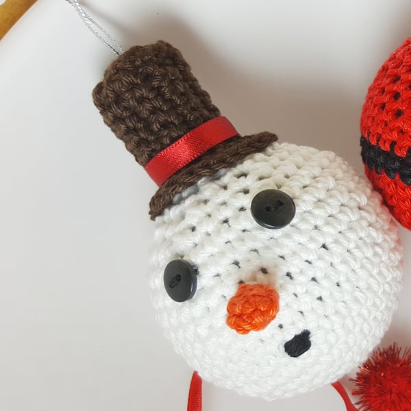 Snowman Bauble (with brown hat)