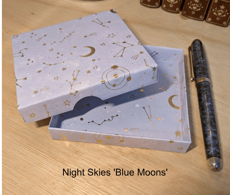 A handmade, ultra-thin gift box - Night Skies 'Blue Moons'