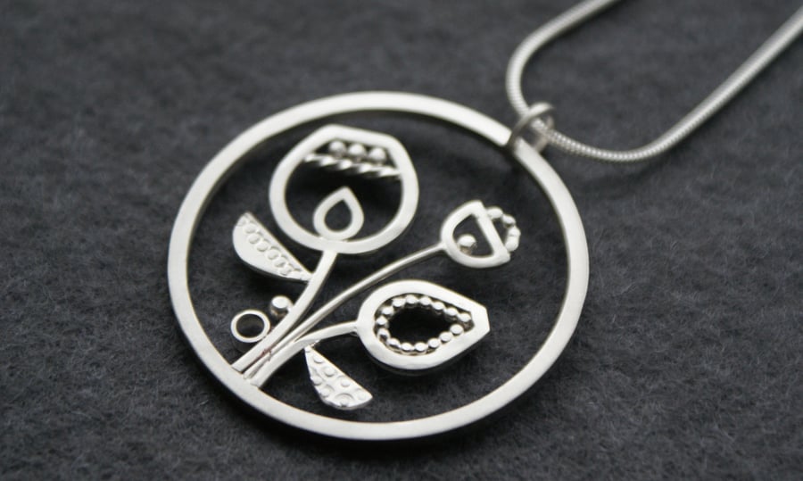 Seeds and pods silver pendant 