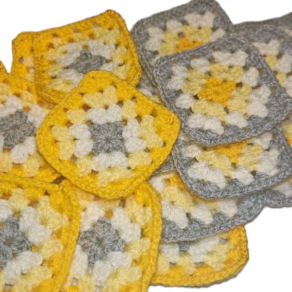 Sweet Lemon & Grey Bumblebee Crochet Motifs – Traditional Granny Squares