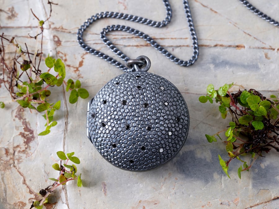 Dragon Skin Black Diamond Locket Necklace