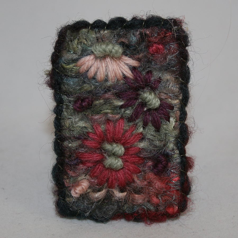 Embroidered Brooch - Pink Daisies on Moss Green