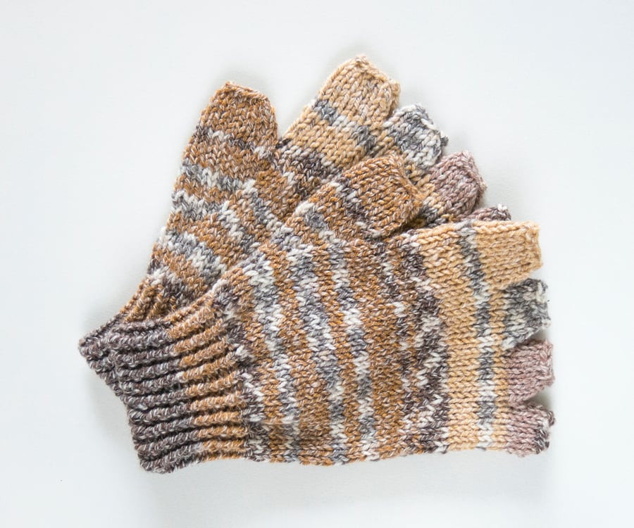 Fingers Free Gloves. Nebraska.