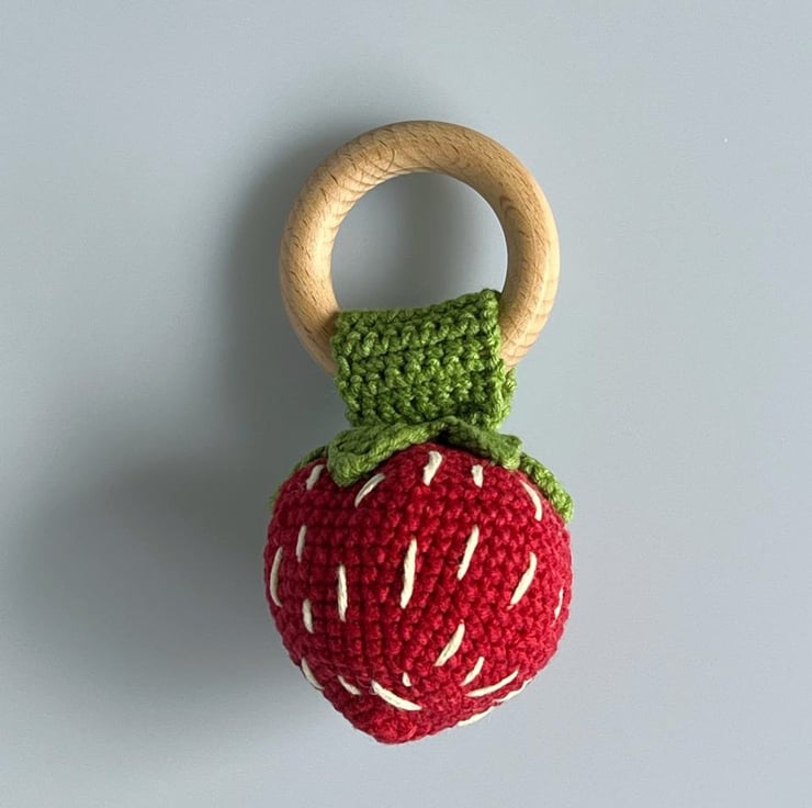 Crochet rattle strawberry - Folksy