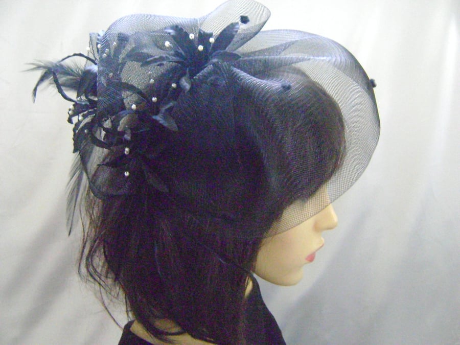 Elle - Sheer Black & Ivory Seed Pearl Fascinator