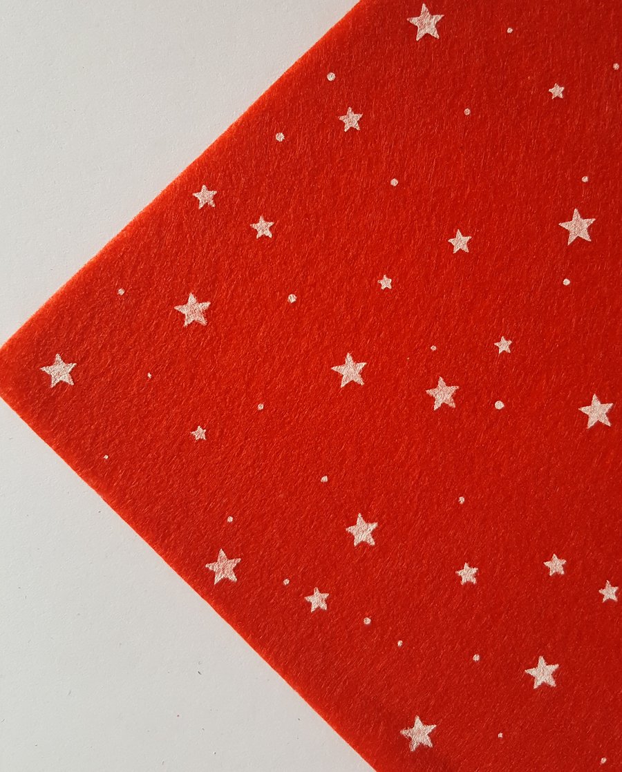 1 x Printed Felt Square - 12" x 12" - Stars - Red 
