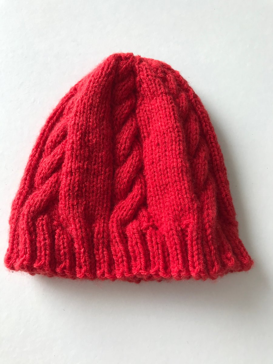 Cable beanie hat