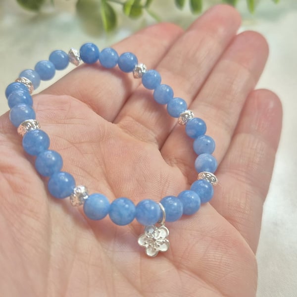 Handmade bracelet with natural Aquamarine stones