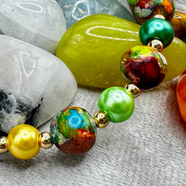 Green glass pearl and Jasper bracelet - elasticated