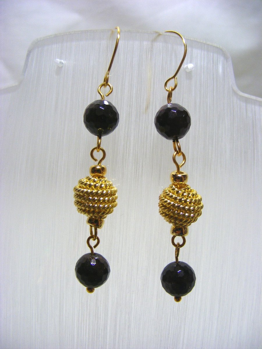 Garnet and Gold Dangle Earrings