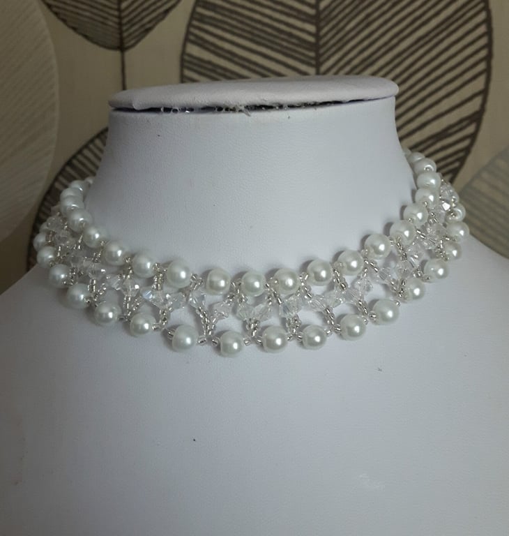 White Beaded Choker necklace glass bead pearl & Bicone