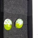 Daisy and leaf glass studs