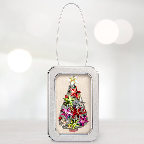 Christmas decoration, Christmas tree in a little tin, hanging decoration