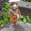 Abyssinian Cat, Knitted Lady Cat, Dotpebblesknits design 