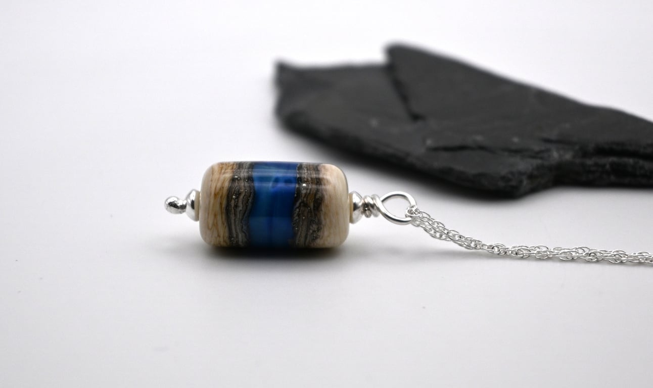 ivory and silver bue glass barrel pendant necklace
