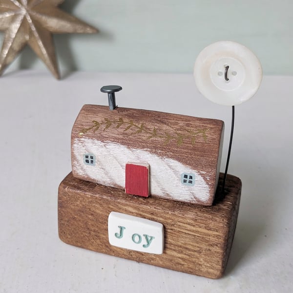 Little Wooden Christmas Cottage with Button Moon'Joy'