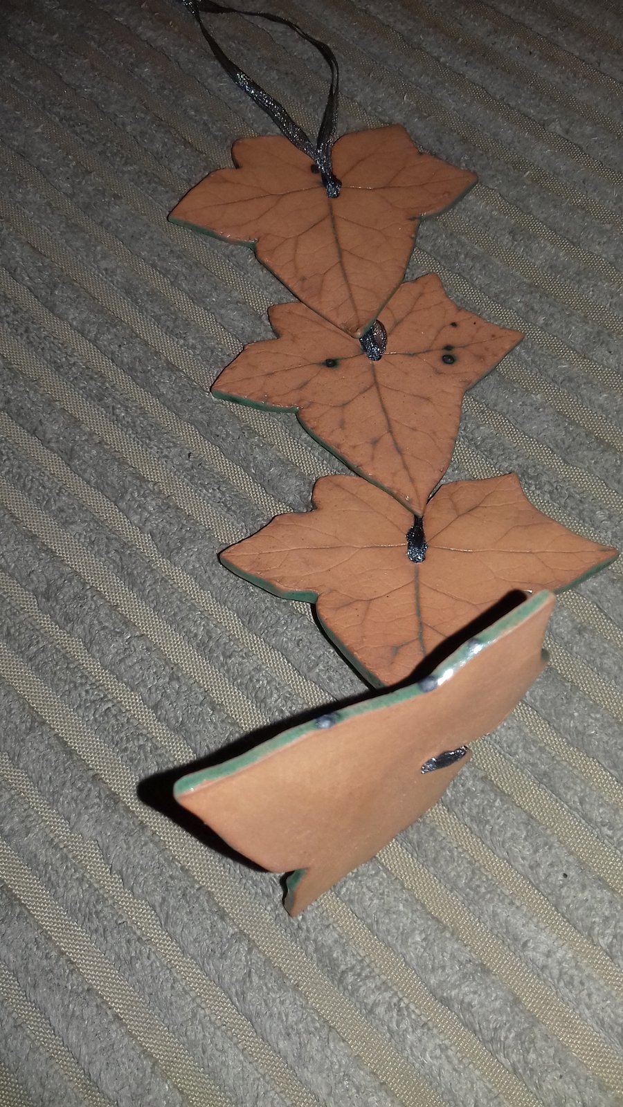 Handmade ceramic green ivy leaf hanging decoration 