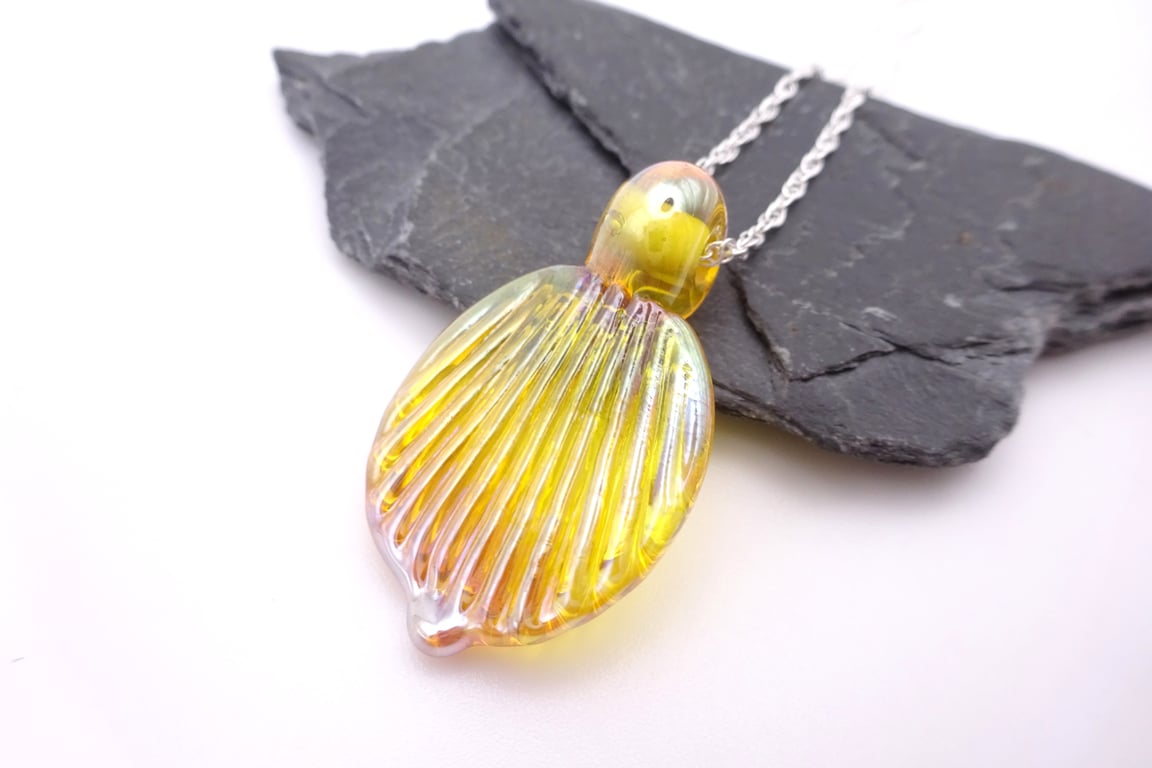 gold leaf pendant necklace