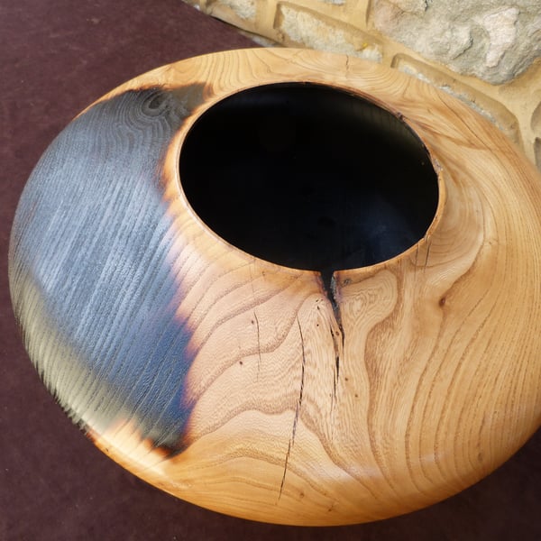 ELM HOLLOW FORM