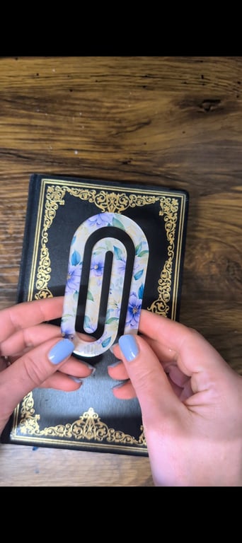 Cottagecore Blue floral Jumbo Paperclip. Perfect as a back to school gift!