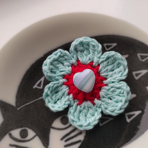 Crochet Flower Brooch - Blueish Heart