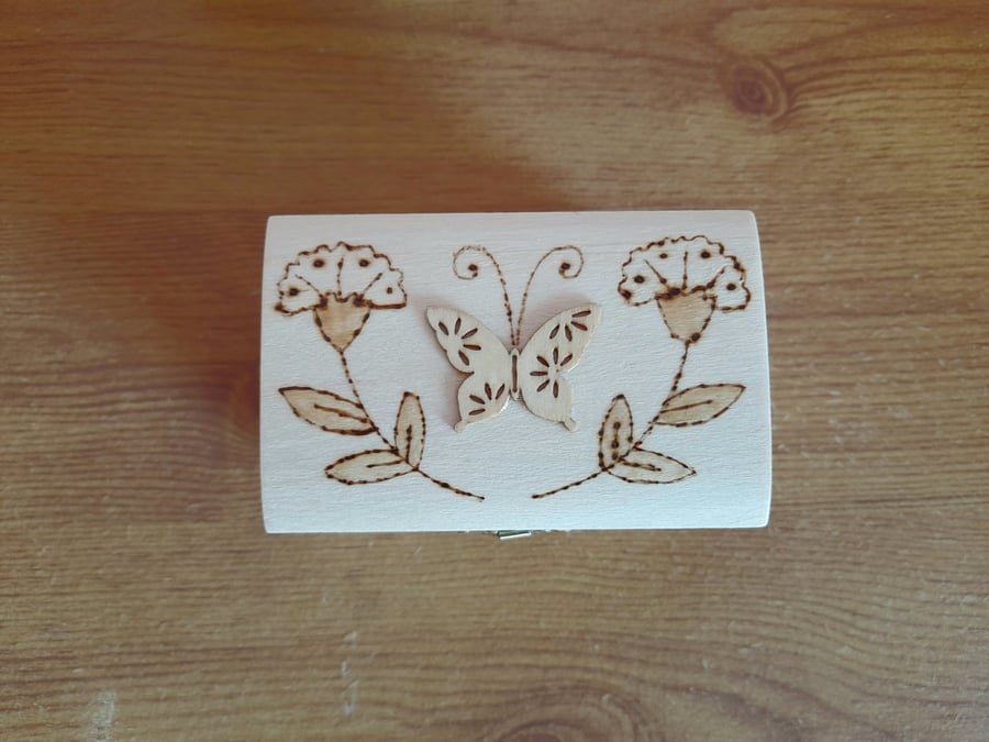 Floral Engraved Keepsake Box: Handmade Wooden Jewelry Storage.