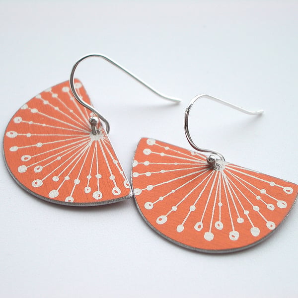 Fan earrings with seed head print in orange 