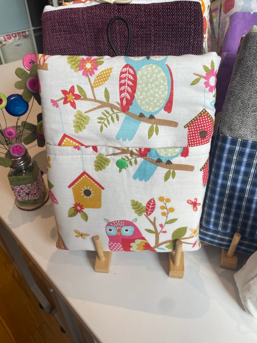 Book sleeve - MEDIUM 9-9.5 X 6 inches (approx)