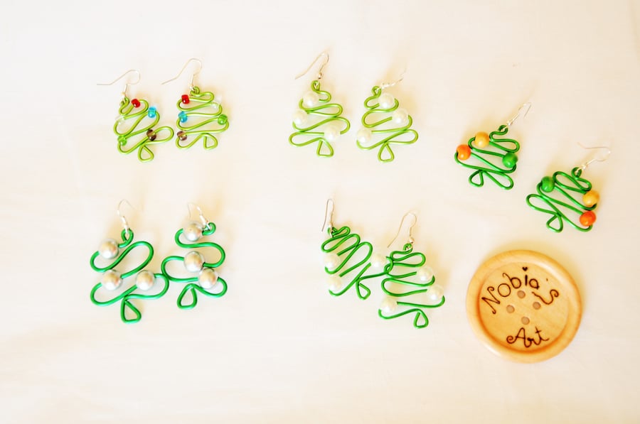 Christmas tree earrings, Wire wrapped earrings, Green jewelry, Stocking filler