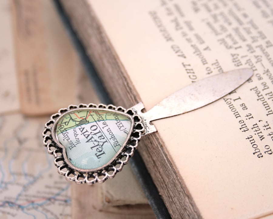 Custom Map Bookmark in Heart Shape silver colour 