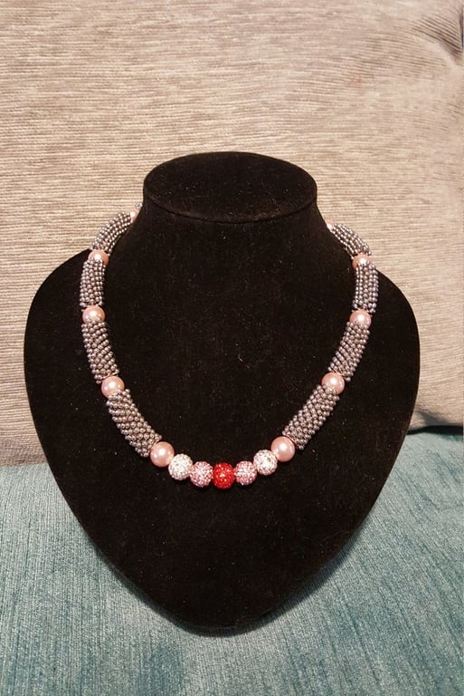 Pearl & Snowflake Necklace