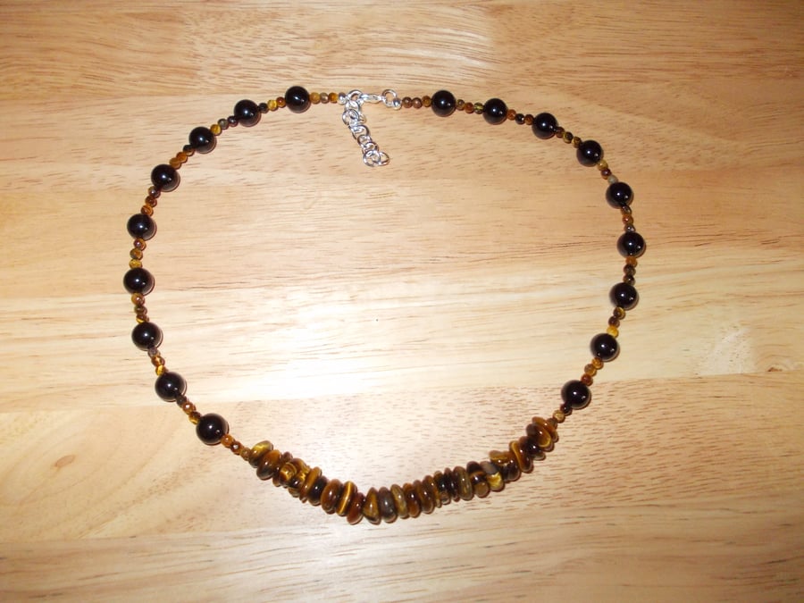 Tiger's eye and agate necklace