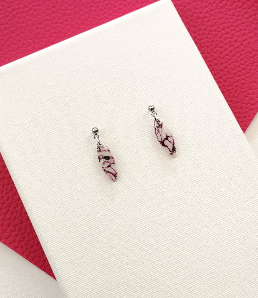 Pink Marble Oddmont Petal Drop