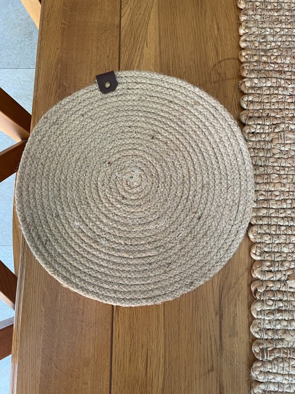 'Alma Jute' Set of 6 Round Jute Placemats
